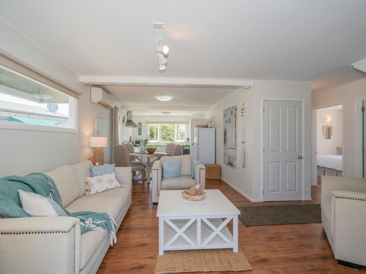 The Doll'S House - Whitianga Holiday Home Екстериор снимка
