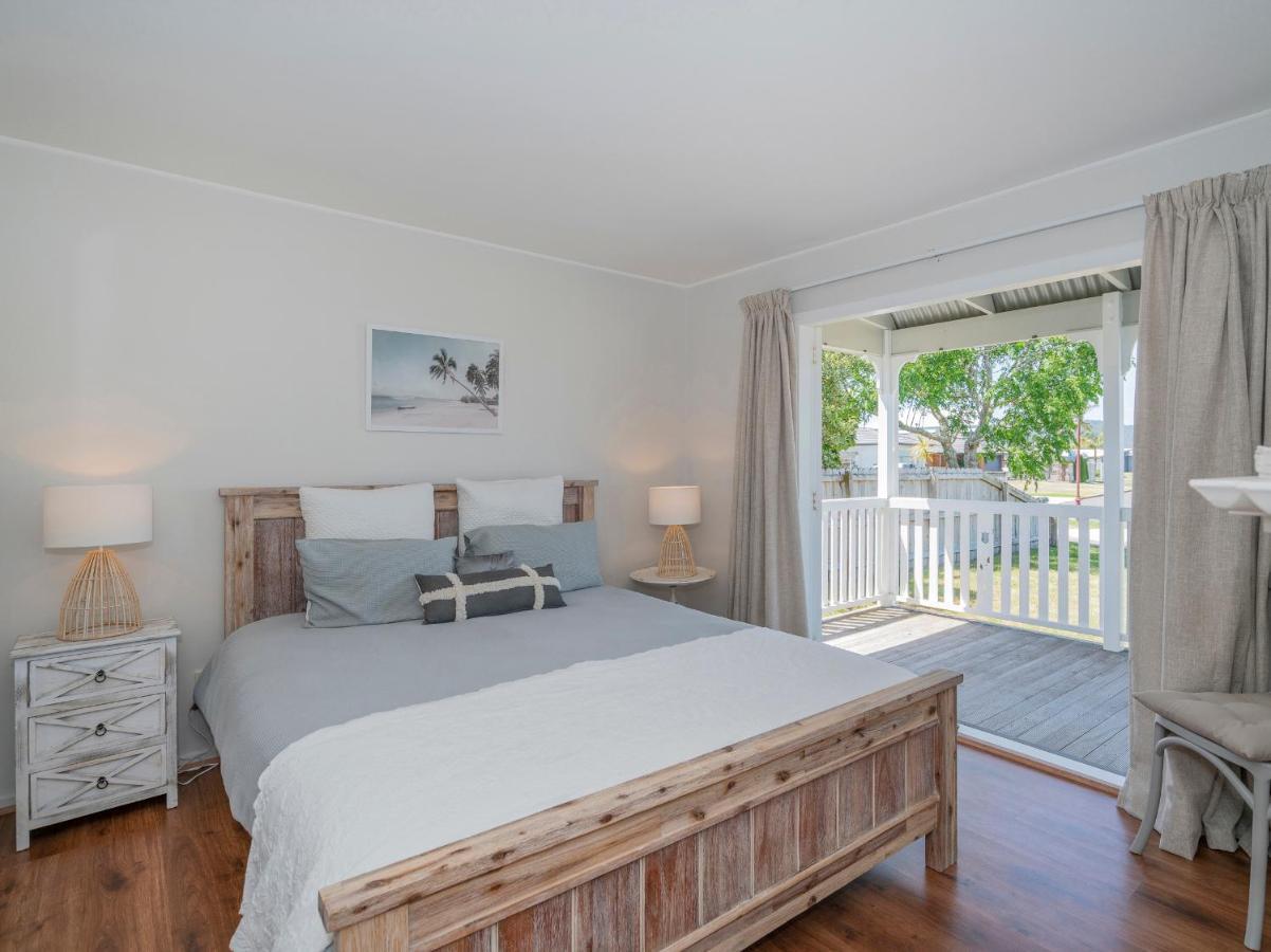 The Doll'S House - Whitianga Holiday Home Екстериор снимка
